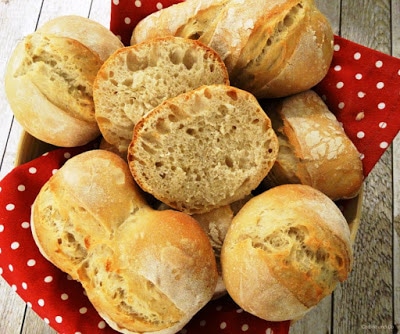 Weizen-Dinkel-Brötchen