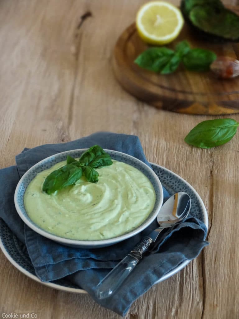 Avocado-Feta-Dip