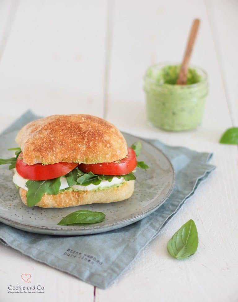 Panini Caprese