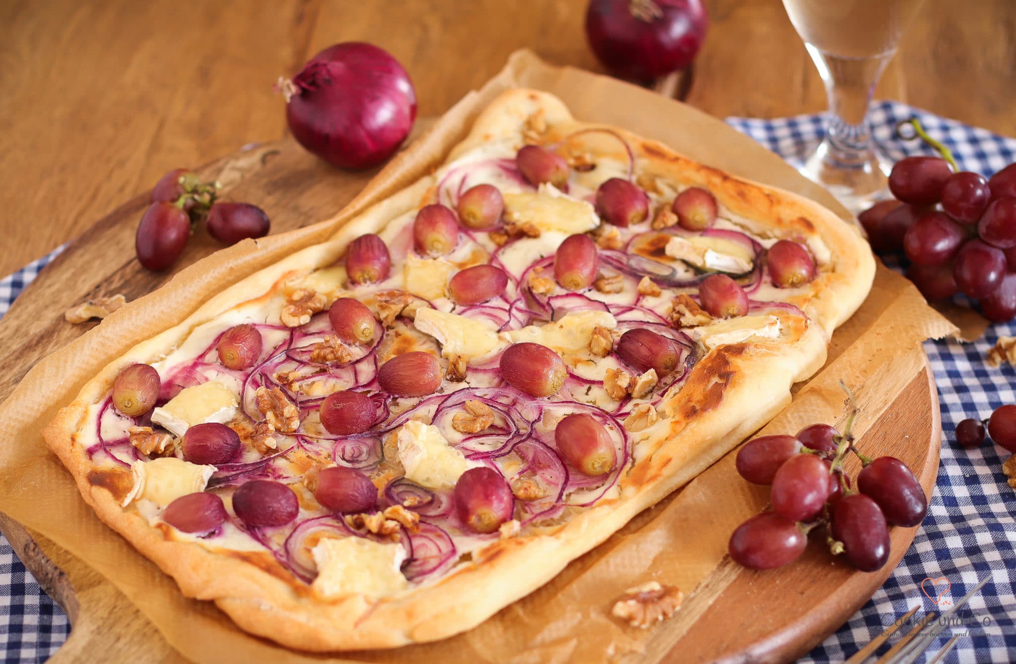 Flammkuchen mit Ziegenkäse