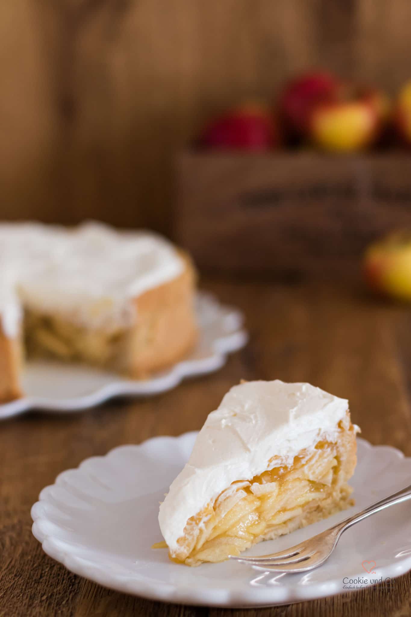 Apfel-Wein-Torte mit Calvados