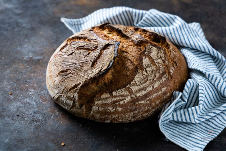 Mischbrot mit Sauerteig